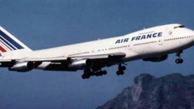 طائرة ركاب فرنسية تثير الذعر في سماء بريطانيا