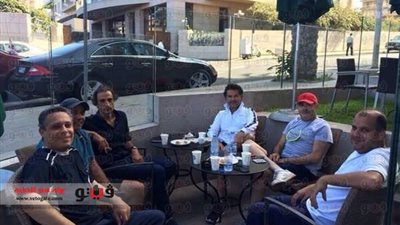 بالصورة.. راغب علامة يتحدى الإرهاب من مكان تفجيرات بيروت