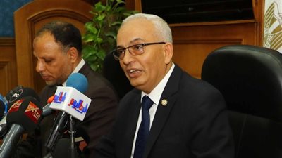 «التعليم»: نحرص على توفير جو مناسب للطلاب داخل اللجان (فيديو)