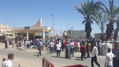 وقفة احتجاجية لصيادي الغردقة لمنع الصيد لأكثر من شهرين (صور)