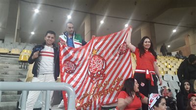 مشجع الزمالك المؤازر للوداد أمام الأهلي: دخلت الإستاد مع الجمهور المغربي.. أسرتي غضبت مني «بس أنا مش ندمان».. الثانوية العامة منعتني من السفر لتشجيع الوداد بالنهائي.. وهاشتاج «أفريقيا ي