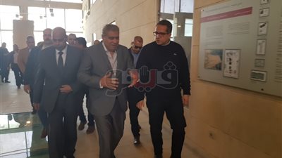 وزيرا الآثار والسياحة يصلان منطقة تل العمارنة بالمنيا (صور)