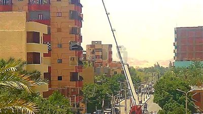 تجربة أول سيارة اطفاء مجهزة برافعة 55 مترا بالوادى الجديد (صور)