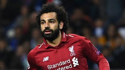 نجم الزمالك السابق يرفض الدفع بصلاح راس حربة ويطالب باستبعاد حجازي