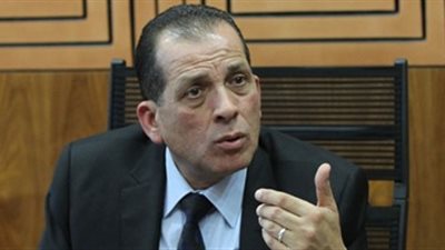 تفاصيل نظام تتبع حركة السيارات على مهبط الطائرات إلكترونيا