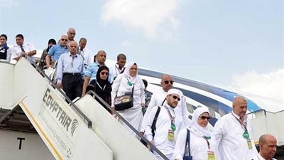 خلل بالبيانات يهدد بعدم سفر 1800 معتمرلأداء العمرة بالإسكندرية
