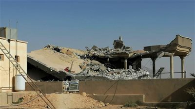 المشاهد الأولى للغارة الأمريكية على مقر الحشد في العراق | فيديو