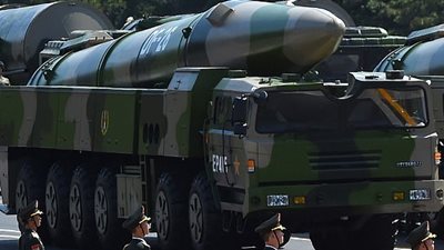 الصين تكشف عن أخطر صواريخها النووية (فيديو وصور)