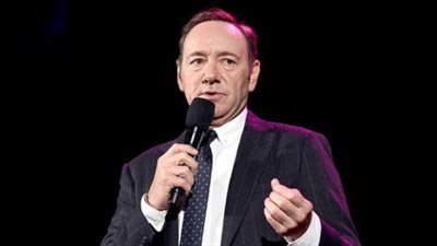 4 أشياء خسرها الممثل كيفن سبيسي بعد فضيحة تحرشه بطفل