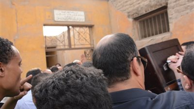 بالصور.. دفن جثمان وائل نور بمقابر الإمام الشافعي بحضور النجوم