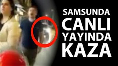 بالفيديو.. بث مباشر للحظة تعرض زوجين تركيين لحادث سير مروع