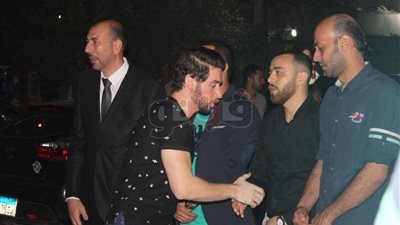 سلامة وعبد الجليل وعزمي في عزاء ماهر عصام بالحامدية الشاذلية (فيديو)