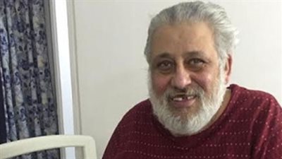 عزاء المخرج محمد النجار بمسجد عمر مكرم.. الجمعة