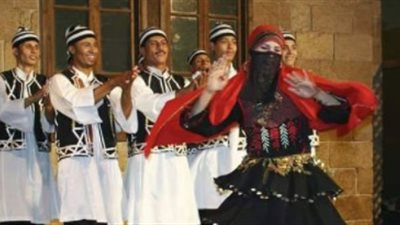 «الوادي الجديد للفنون الشعبية» تبدأ مشاركتها في معرض الكتاب