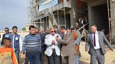 محافظ الإسماعيلية: انتهاء المرحلة الثالثة بالإسكان الاجتماعي.. يوليو المقبل (صور)