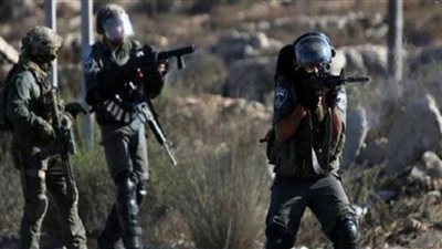 إصابة 7 فلسطينيين برصاص الاحتلال الإسرائيلي في غزة والضفة