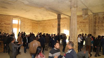 تفاصيل جولة وزيري الآثار والسياحة ومستشاري ١١ دولة أجنبية بالمنيا