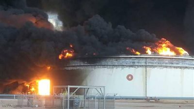 حرائق راس لانوف تهدد بتعطيل الصادرات النفطية من الميناء	الليبي