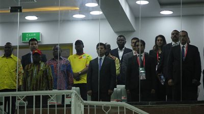 أشرف صبحي ورئيس غانا يتابعان مباراة غانا وبنين من مقصورة إستاد الإسماعيلية (صور)