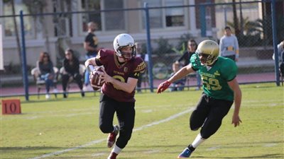 وزير الرياضة ينيب مساعده في حضور افتتاح دوري كرة القدم الأمريكية