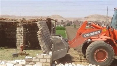 استرداد الأراضي: بحث ملفات تعدى ١٣ شركة على ١٦٦ ألف فدان بوادي النطرون