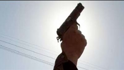 التحقيق في مشاجرة بالأسلحة النارية وإصابة عامل بأطفيح