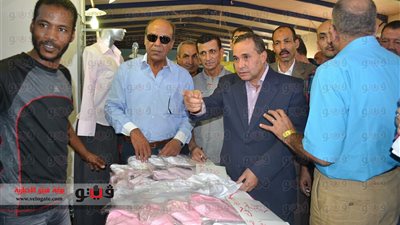 بالصور.. القصاص يفتتح معرض المستلزمات المدرسية بالإسماعيلية