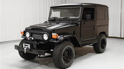 «أيكون» العالمية تساهم في تعديل سيارة «تويوتا FJ40» بشكل مثير