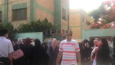 القلق يسيطر على طلاب الثانوية العامة قبل امتحان 