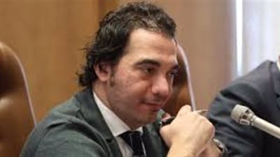 برلماني يطالب بقصر تطبيق زيادة أسعار المواصلات على العربات الفاخرة