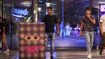 نينجا يثير ضجة في مول تجاري بلبنان (فيديو)