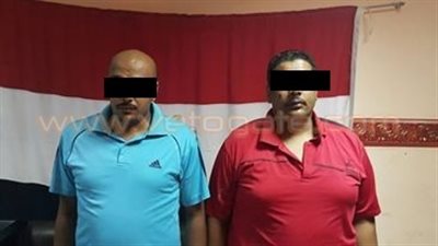 القبض على مسجلي خطر بحوزتهما أسلحة بيضاء بالإسماعيلية