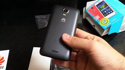 هواوي تكشف عن جهاز بشاشة مرنة قابلة للطي.. 24 فبراير