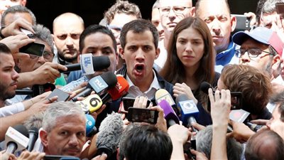 جوايدو يدعو لأكبر تظاهرة في تاريخ فنزويلا لإسقاط مادورو