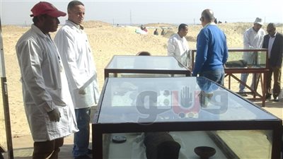خالد العناني: 40 مومياء داخل الكشف الأثري بالمنيا (صور)