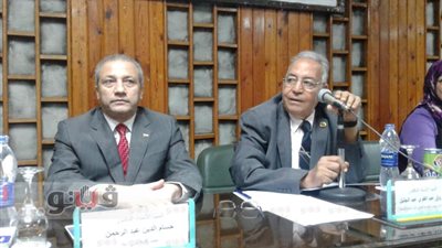 بالصور.. جامعة أسيوط تطلق مبادرة «خذ ما يكفيك»