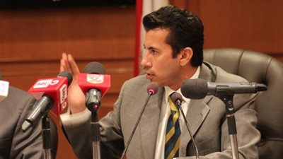 وزير الرياضة: لست قلقا على المنتخب وصورة الجماهير رائعة