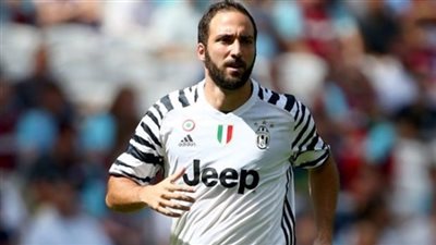 هيجواين يقود هجوم يوفنتوس أمام نابولي بكلاسيكو إيطاليا