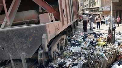أمن الجيزة يكشف تفاصيل خروج قطار الصوامع عن القضبان بإمبابة (صور)
