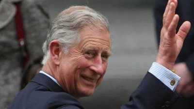 الأمير تشارلز يواسي ضحايا زلزال في إيطاليا