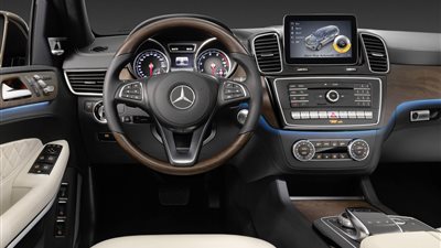 مرسيدس تحافظ على البيئة بطرح محرك هجين