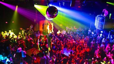 تكثيف الحملات علي الملاهي الليلية بالجيزة لرصد شدة الضوضاء