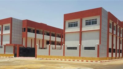 تعيين 208 خريجين منهم 16 معاقا.. وقياس مهارة 615 شابا