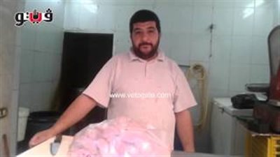 بالفيديو.. بائع دواجن: عزوف المواطنين عن الشراء وراء انخفاض الأسعار