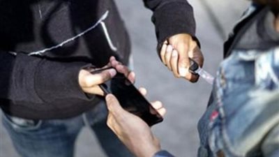 المشدد 10 سنوات لتشكيل عصابي بتهمة السرقة بالإكراه في السلام