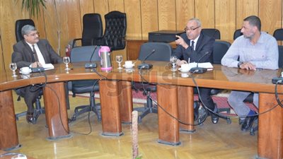 بالصور.. «القوى العاملة» تتابع تنفيذ مبادرة «صناعة بلا حوادث» بمصانع الأسمنت