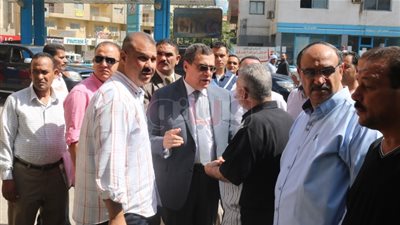 جولة تفقدية لمحافظ الفيوم على المواقف (فيديو وصور)