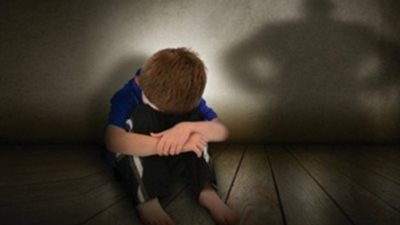 نيابة القناطرالخيرية تحقق مع عامل بتهمة التعدي على ٣ أطفال جنسيا