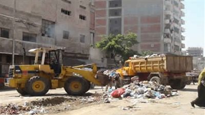 رفع 10 أطنان قمامة في حملة مكبرة بسوهاج