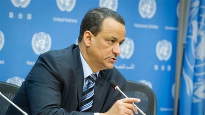 ولد الشيخ ينفي إقالته ويؤكد سعيه إلى حل سلمي في اليمن